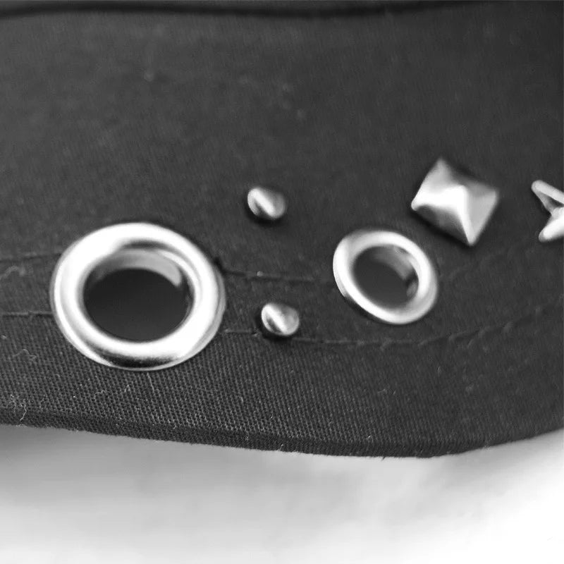 Beckyruiwu Adult Hip hop Punk Rock Skull Rivet Flat Peaked Hats Men Big Size Fitted Baseball Caps 56-58cm 60-62cm